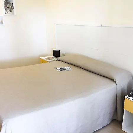 Κατάλυμα σε φάρμα Bini *