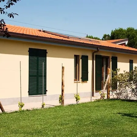 Agriturismo Bini Farm stay *